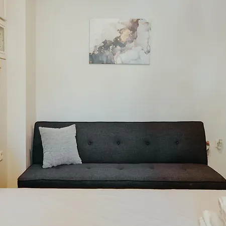 Stylish Retreat Daire