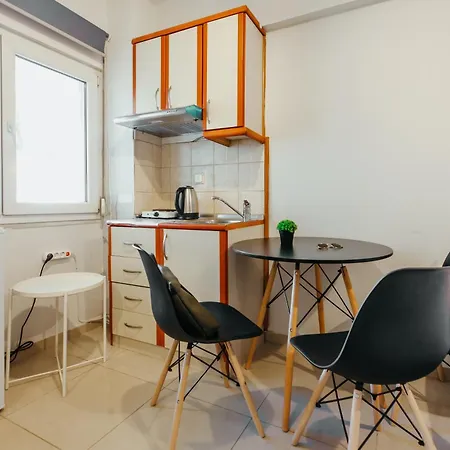 Stylish Retreat * Selanik